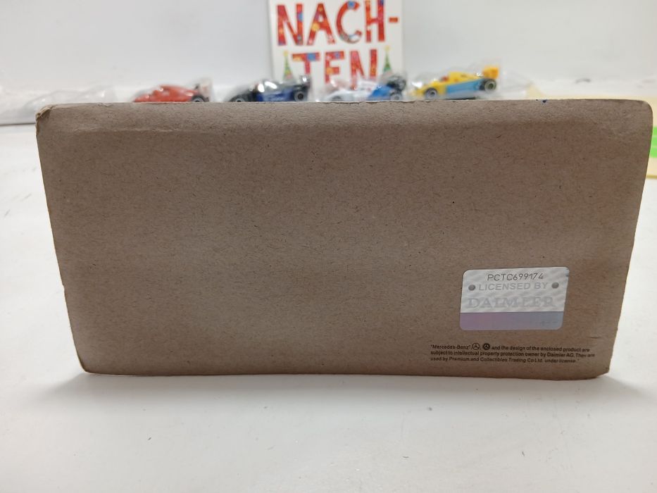 умален модел F1 Lewis Hamilton в мащаб 1:43