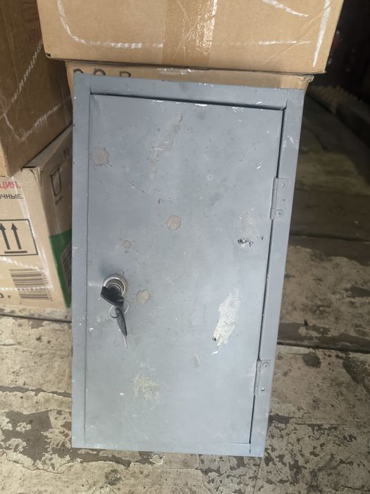 Ящик для электро счетчика .