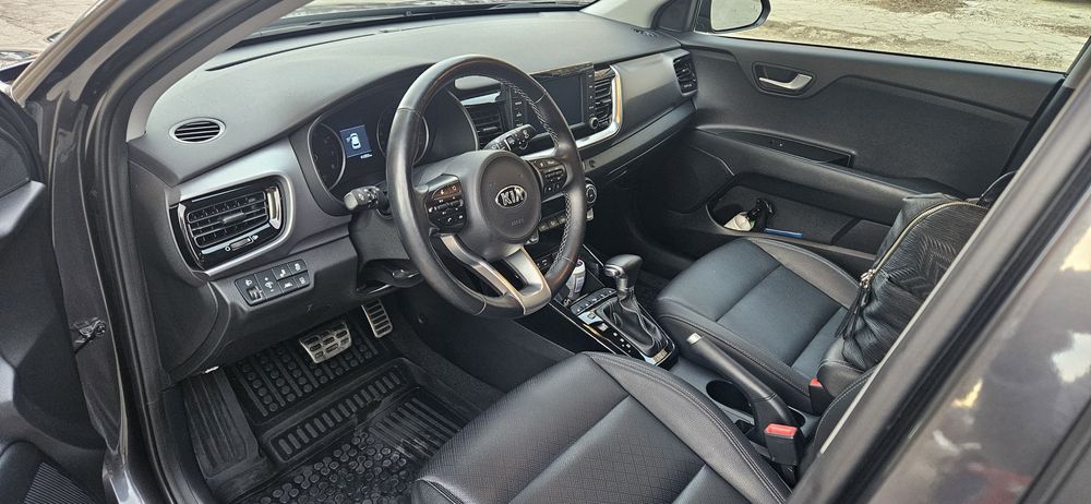 Kia Stonic, 1 T-GDI, 120 к.с.