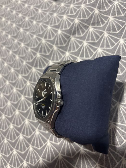 Casio edifice часовник