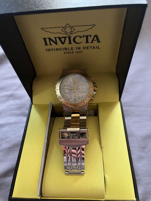Часовник Invicta
