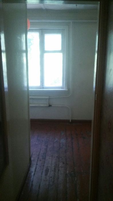 Продам 1ком 2этаж 2этажки спутник9 по линии метро деревянный