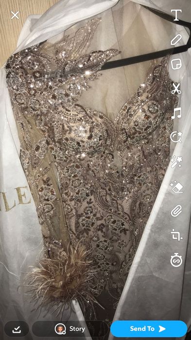 Абитуриентска рокля