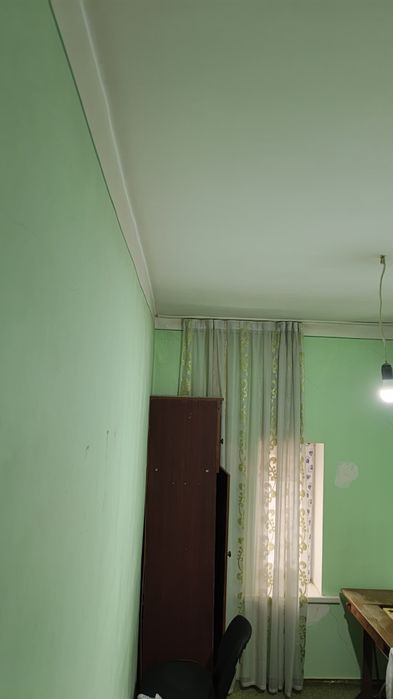 3 сотихли Уй сотилади! Подвал хам мавжуд, жойлашган манзил Хишрав.