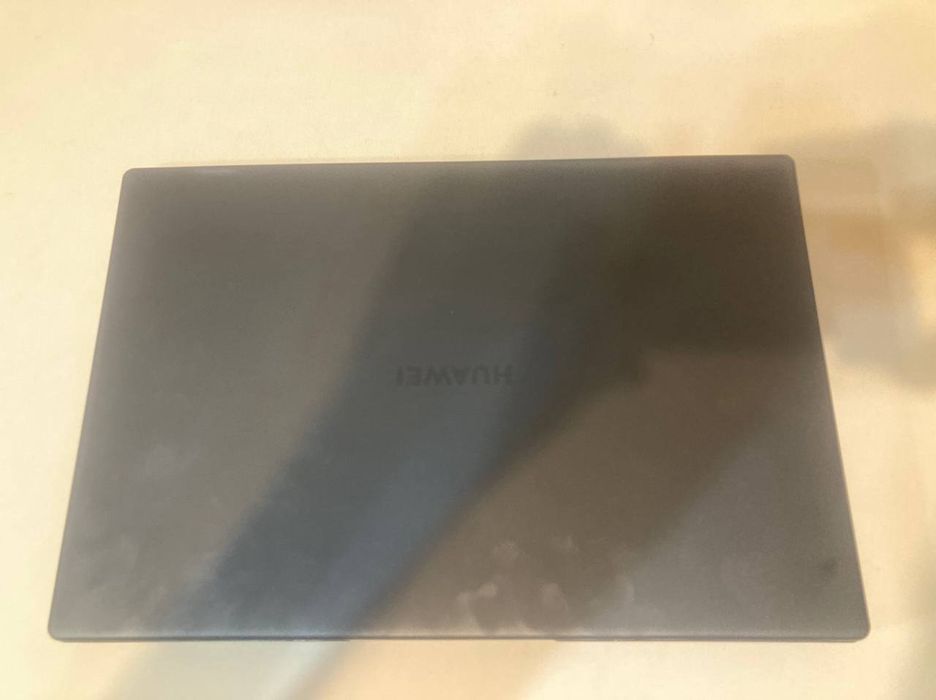Huawei matebook D14 в ХОРОШЕМ СОСТОЯНИИ