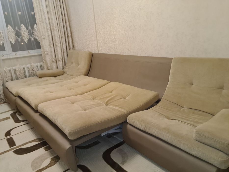 Продам раскладной угловой диван