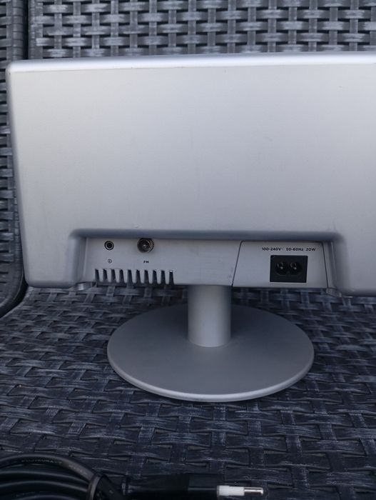 Geneva Sound System Model S