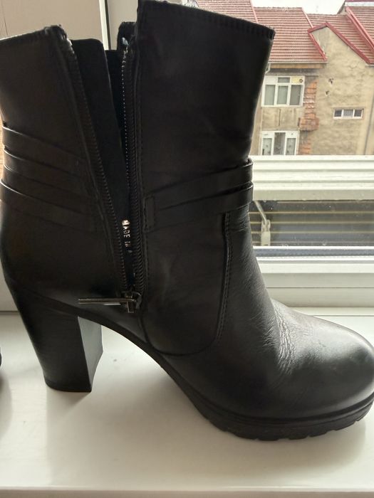 Ghete negre piele naturala mar 36