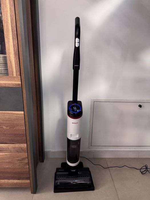 Aspirator wireless umed-uscat cu abur Polti