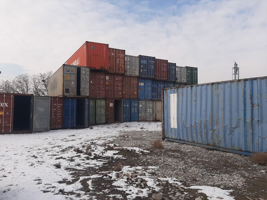 Срочно продаётся контейнера 40-ка футовые доставку обеспечим по городу