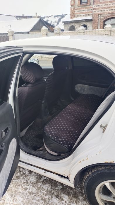 Продам машину DAEWOO LEGANZA.