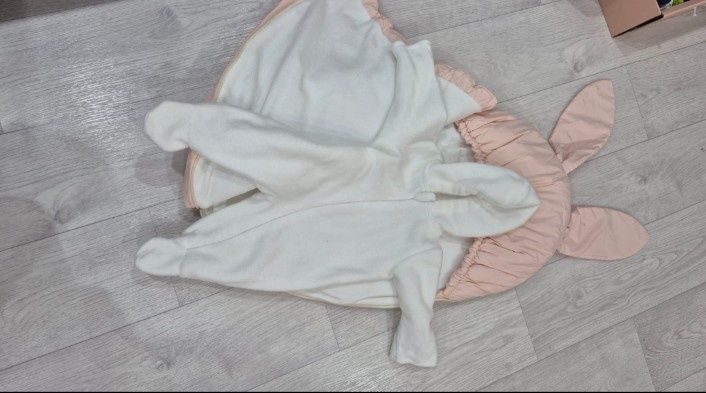 Продам конверт для выписки.