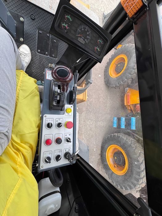 Продажа новых Дорожный каток одновальцовый SANY SSR160AC-8 16т 2025г.