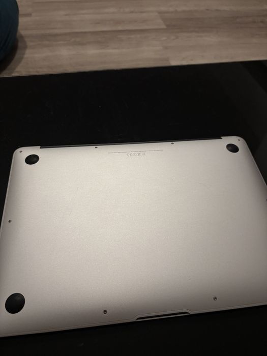 Macbook Air early 2014 + incarcator original
