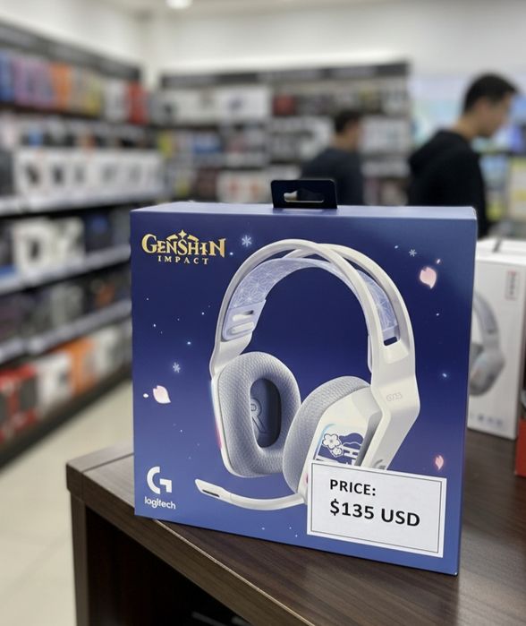 Logitech G733 Lightspeed RGB Wireless Gaming Headset with Suspension H