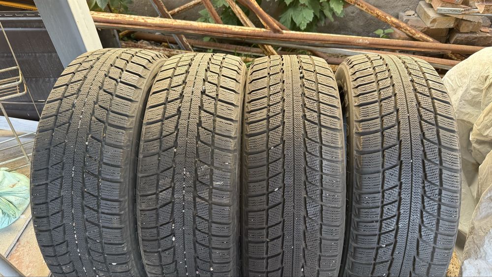 Зимняя резина Triangle. 225/60/R17