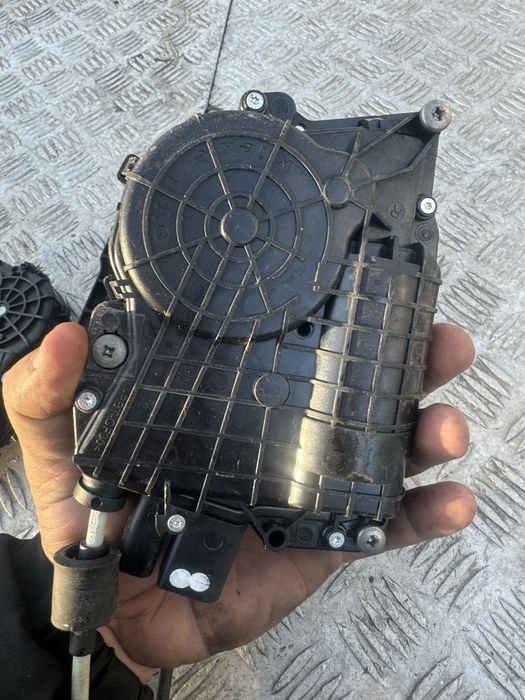 Вакум брави бмв ф13 ф12 bmw f12 f13 vakum купе кабрио 6 та серия