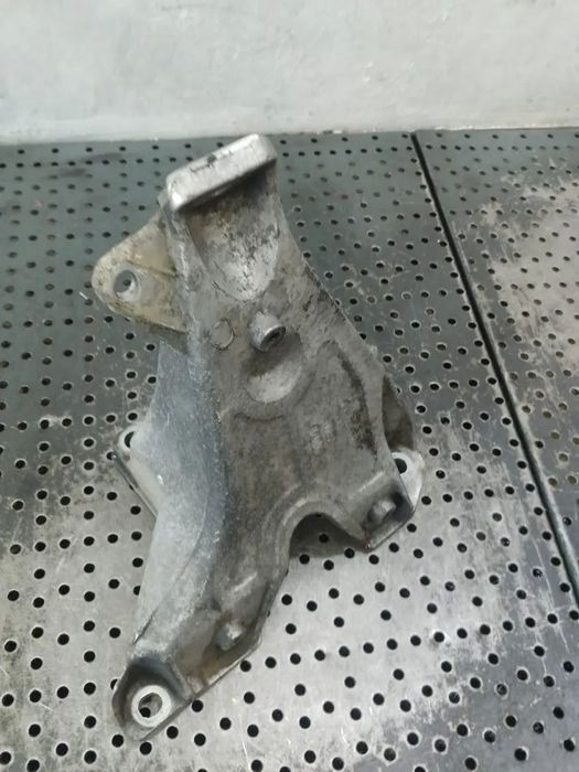 suport motor 1.9 tdi avb audi a4 b6 8e0199408d