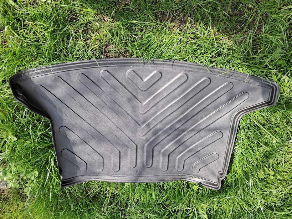 Vand jante cu anvelope iarna Debica  195 65 R15 91 H pentru Kia Ceed hatchback