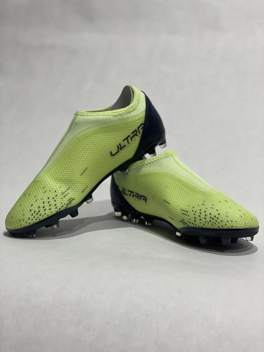 Бутсы Puma, Adidas