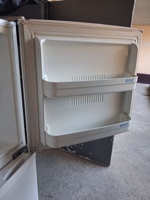 Холодильник LG б/у. Состояние хорошее