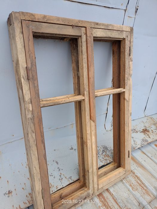Продам рамы оконные