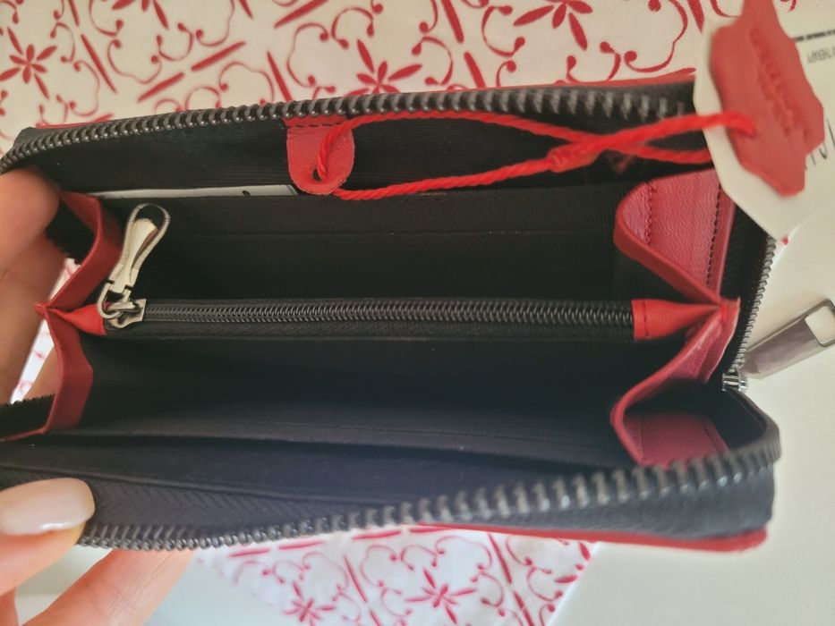 Дамско кожено портмоне Medicine