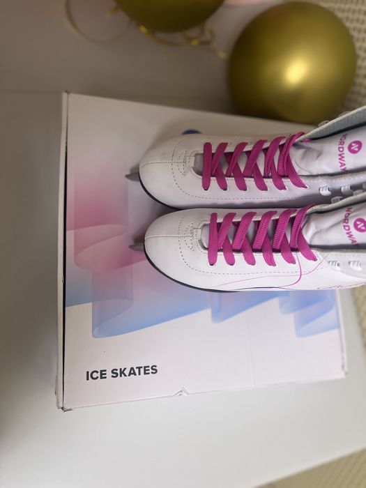 Фигурные коньки