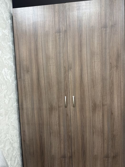 Продам шкаф недорого