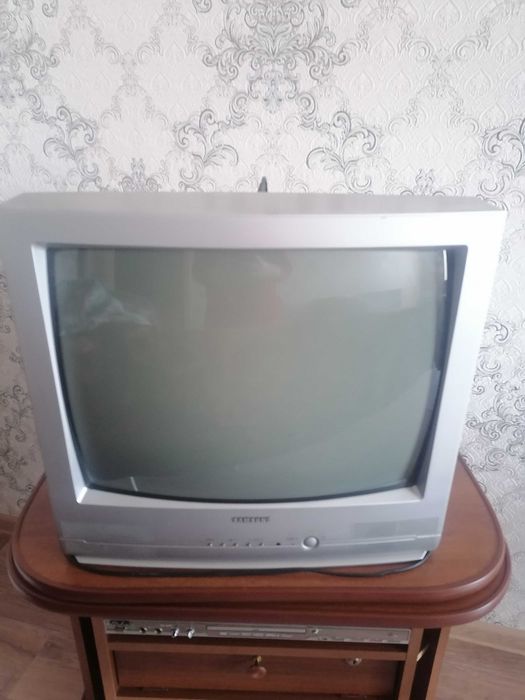 Продам старый телевизор