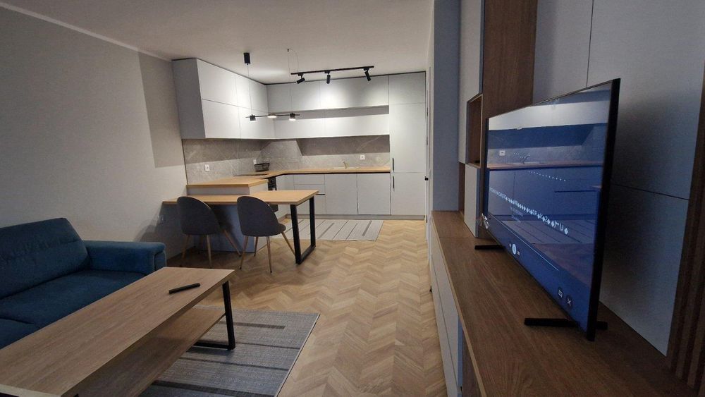 Дава се под наем Двустаен апартамент в Пловдив, Христо Смирненски - 65 кв.м за 568.14 € - Снимка #1