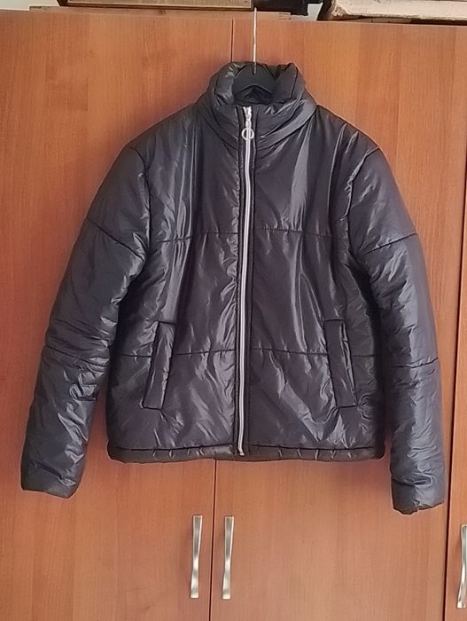 Дамско яке черно