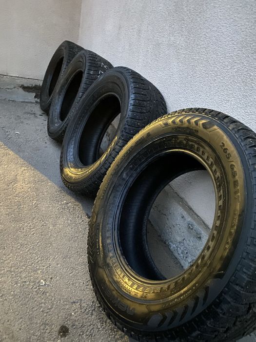 Резина зима 265/65/17