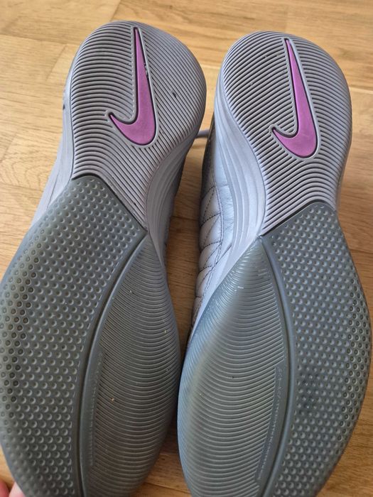 Оригинални маратонки за футзал / зала Nike Lunargato II – Номер 44