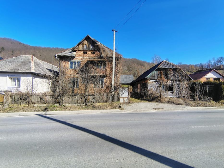 Casă de vânzare în comuna Bârsana, jud. MARAMUREȘ