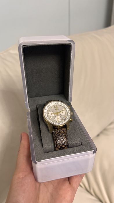 Часы женские брендовые DKNY