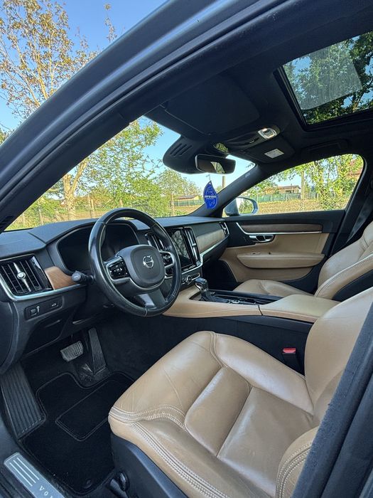 Volvo s90 D4 inscription