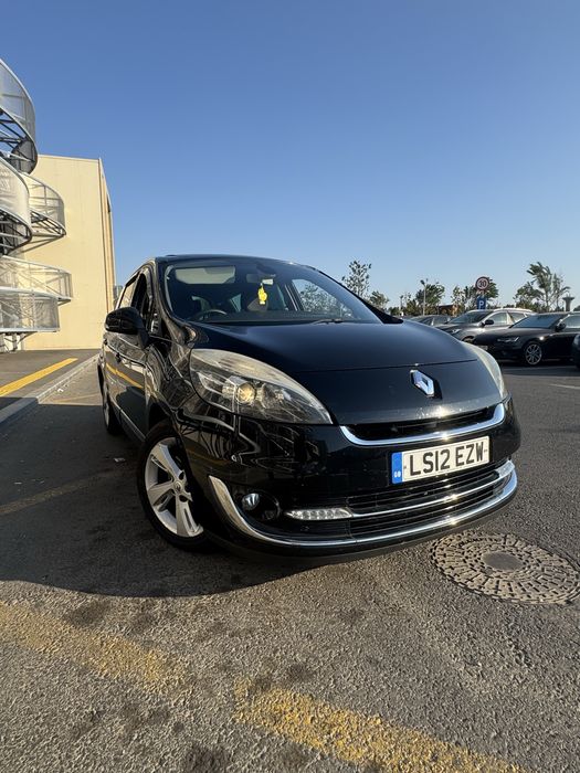 RENAULT Scenic