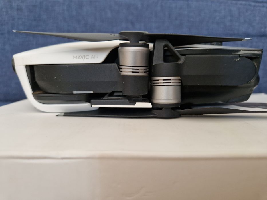 Mavic Air Fly More Combo - defecta