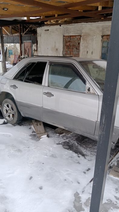 Мерседес w 124 ЗЧ