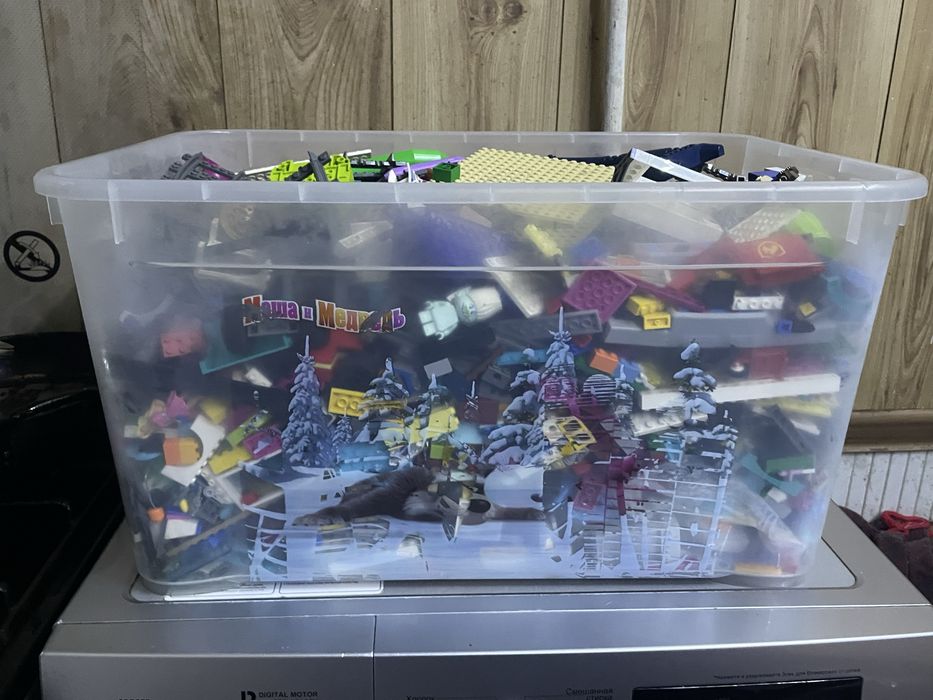 Ящики с лего оригинал