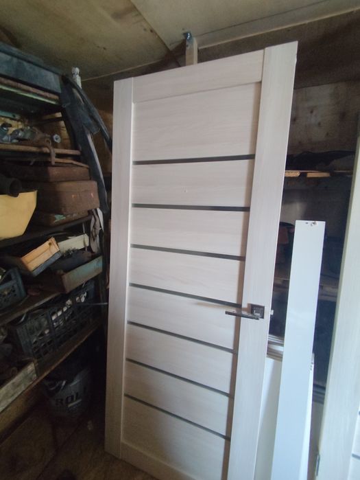 Двери б.у в полной комплектации