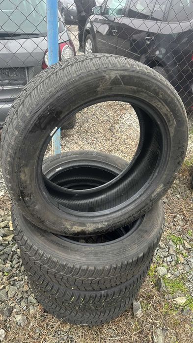 Продавам 4 бр зимни гуми 225/55/18 Hankook winter icept evo 3 x D 2024