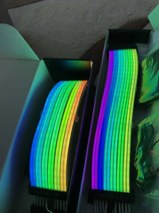 Set Cabluri RGB Alimentare LianLi Strimer Plus