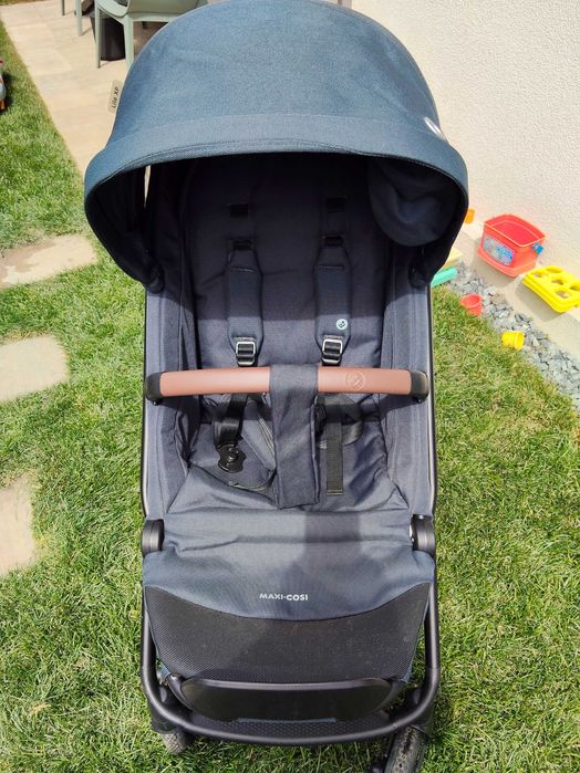 Cărucior Maxi Cosi