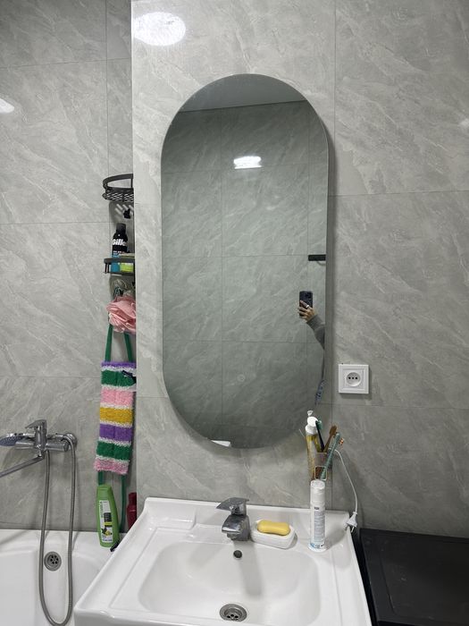 Раковина с зеркалом