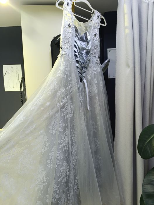 Продается платье