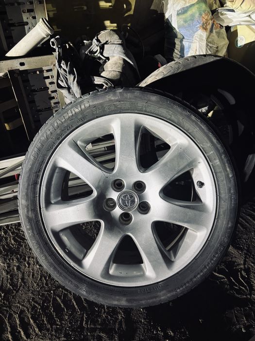 Продаю диски R17 5x100 отличном состояний