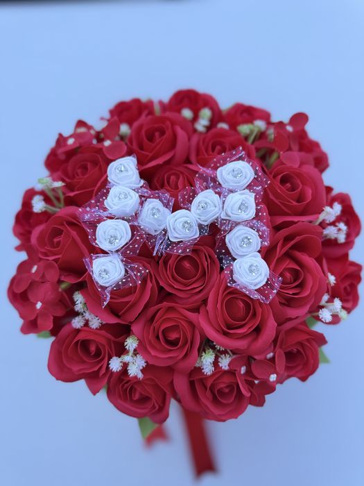 Buchte trandafiri imepriali si de sapun .