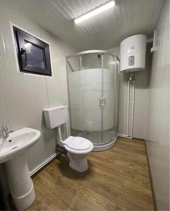 Vand containere modulare utilate cu baie